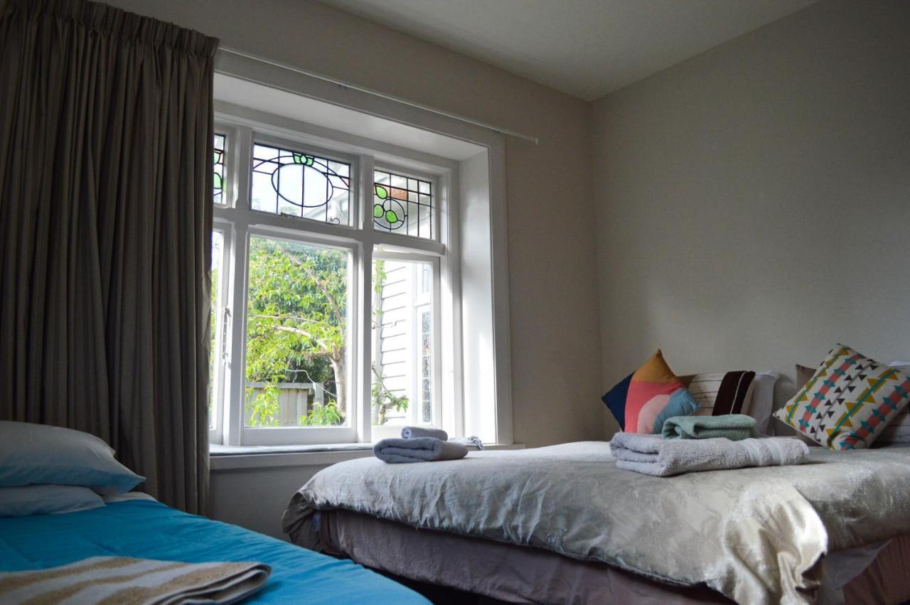 Intrepid Bed & Breakfast Christchurch Exteriör bild